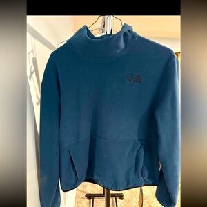 The North Face Anchor Neck Fleece Pullover NWT